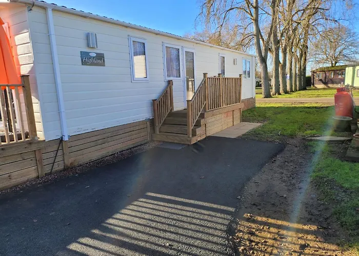 Luxury Lodge At Billing Aquadrome Northampton