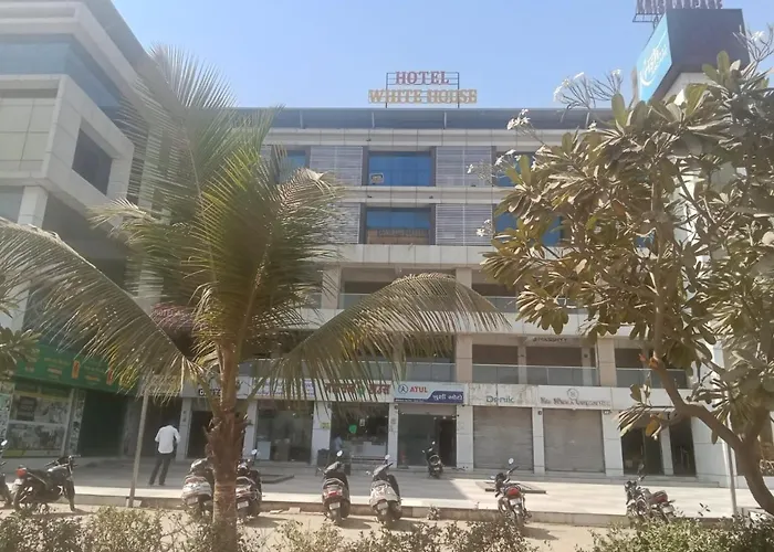 Hotel White House Ahmedabad