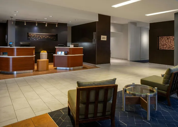 Courtyard By Marriott Jackson Airport/Pearl Hotel