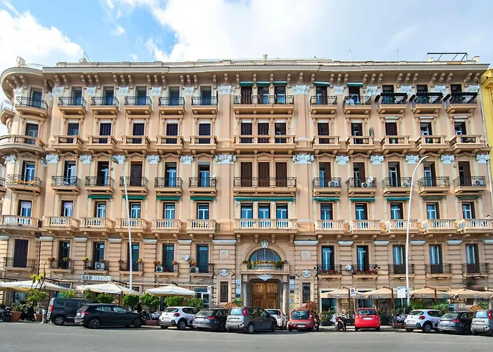 Gram Suites Naples