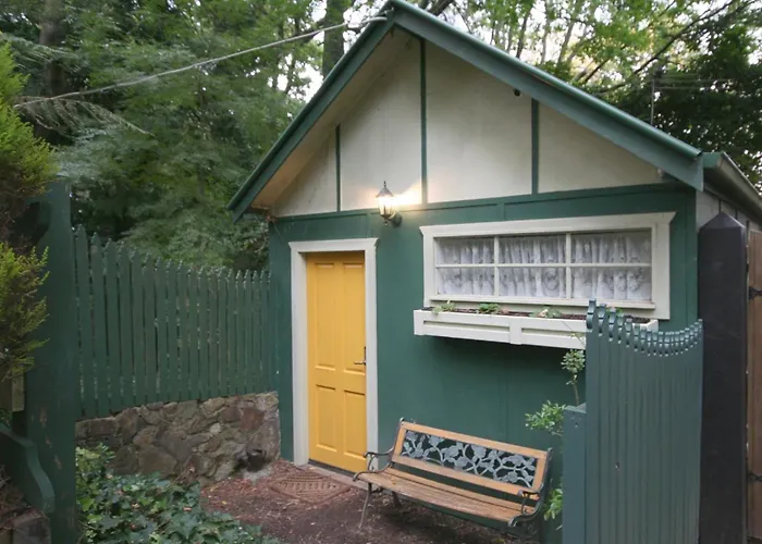 Lotus Lodges Sassafras