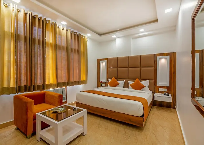 Rahul Palace By Golden Tree New Delhi