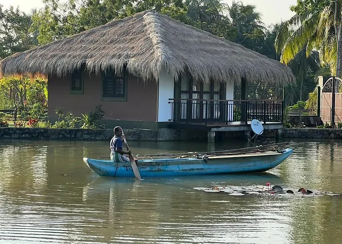 Rajini By The Waters Hotel Tissamaharama