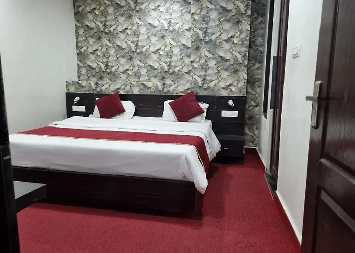 Hotel Scorpion Inn Lucknow
