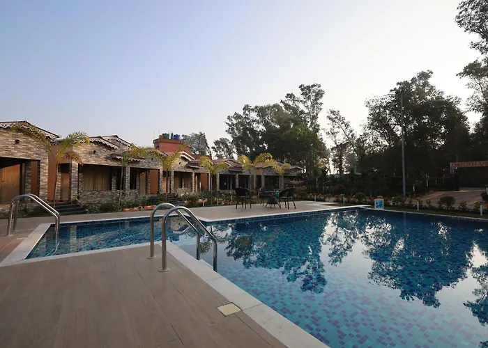 Golden View Resort And Restaurant Tajpur