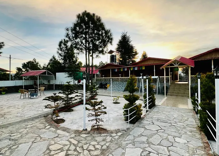 The Chail Heights Hotel And Resort