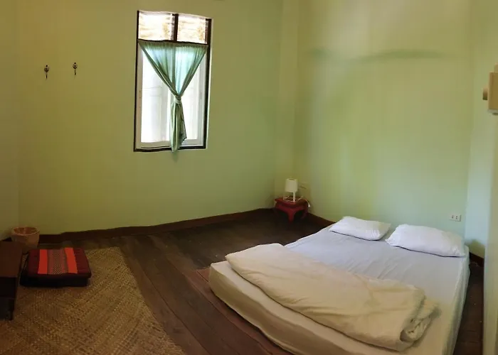 Baan Bua Guest House Chiang Rai