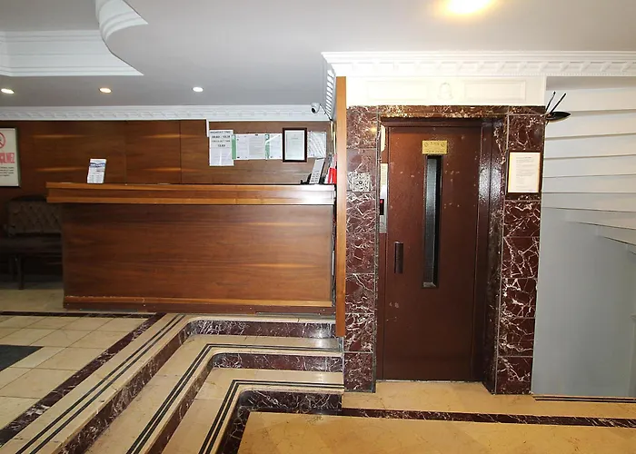 Lyon Hotel Istambul