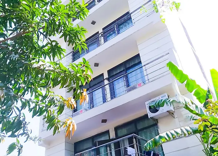Hotel Jagannath Chittaranjan Park Near Nehru Palace New Delhi