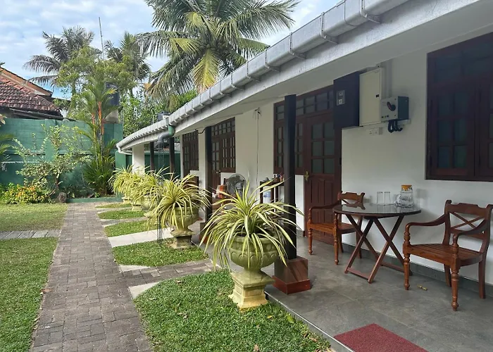 Hamilton House Hotel Negombo