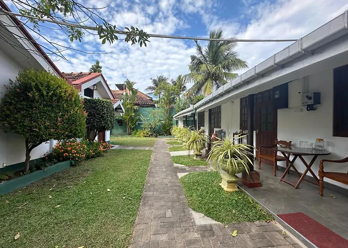 Hamilton House Hotel Negombo