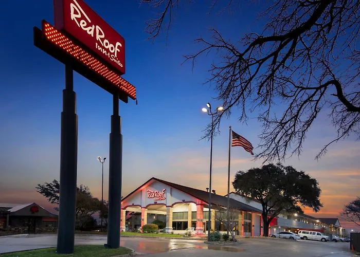 Red Roof Inn & Suites Irving - Dfw Airport South