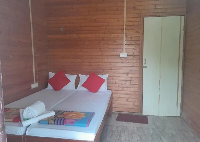 The Woods Beach Stay Guhagar