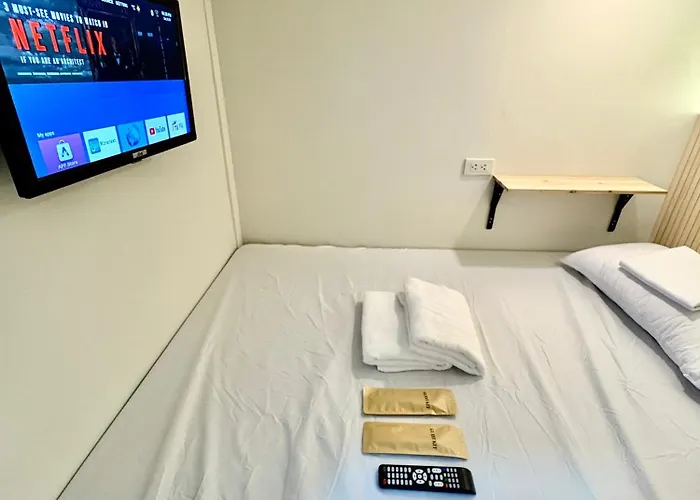 Hive Capsule Hostel Tagbilaran City