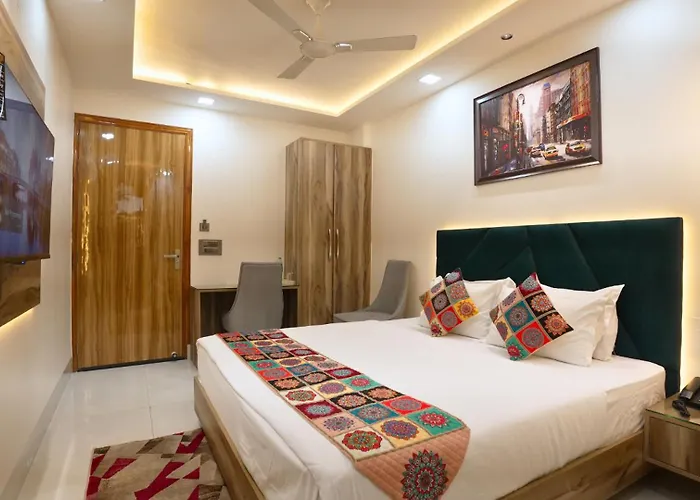 Skymax Hotel New Delhi