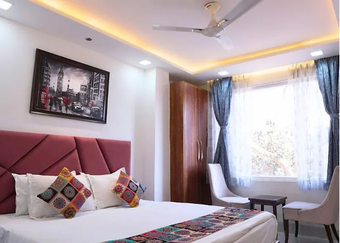 Skymax Hotel New Delhi