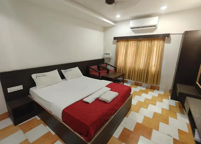 Hotel Picnic Velankanni