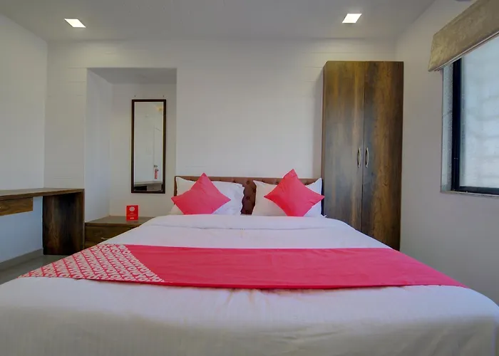 Hotel O Rk'S Regency Near Navale Hospital Back Gate Pune
