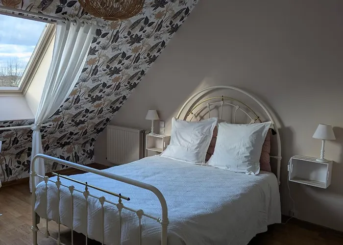 Chambre Rose Blanche Le Lude