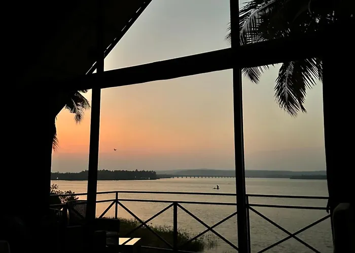 Coastal Breeze Bed & Breakfast Honavar