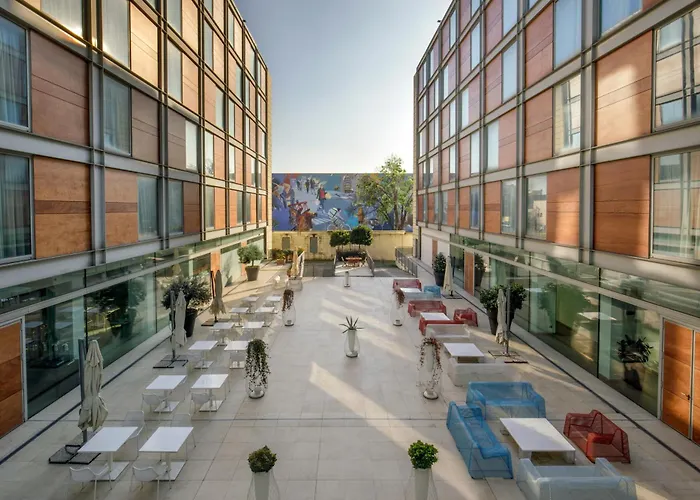 Doubletree By Hilton Milan Otel