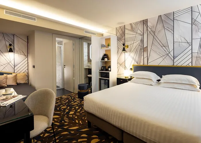 Hotel Mondial Paris