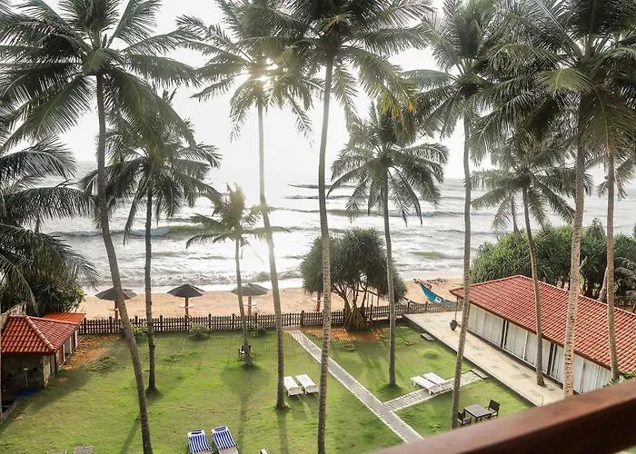 Blue Beach Hotel Wadduwa