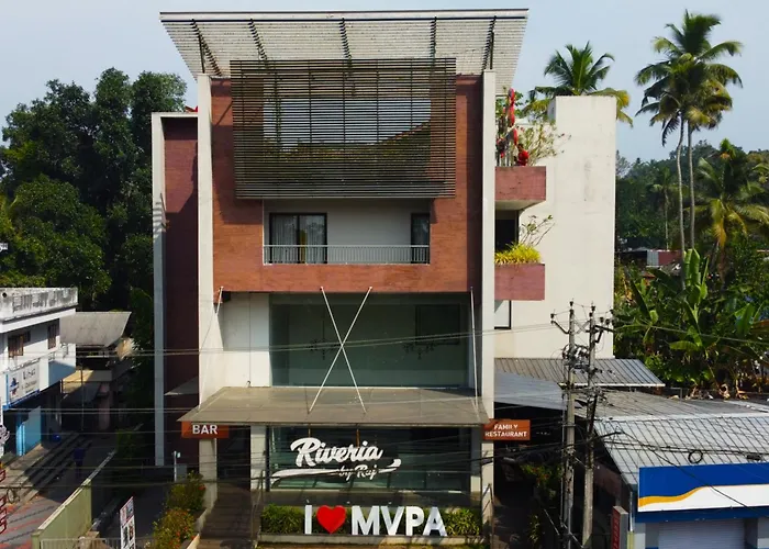 Raj Riveria Hotel Muvattupuzha