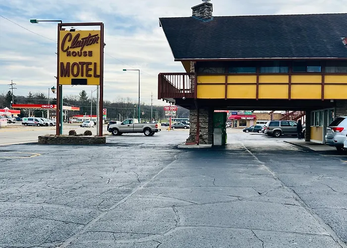 Clayton House Motel Loves Park