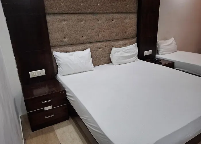 Delhi - Hotel City Height - Delhi Ncr Id Not Accepted New Delhi