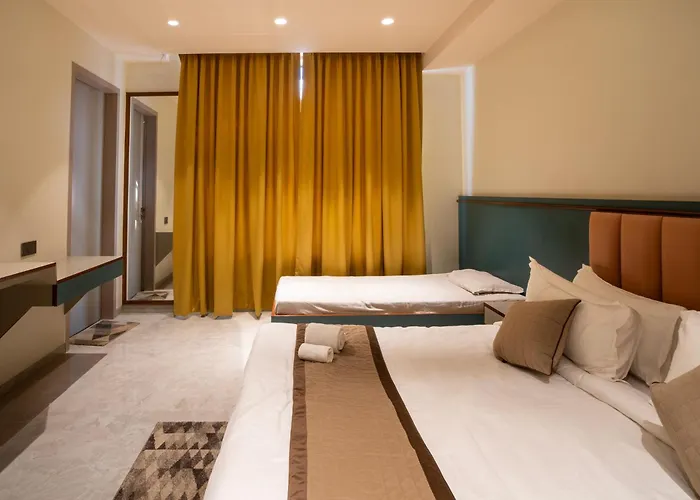 Hotel Shagun Farm Raipur 