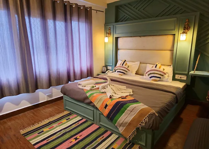 Hotel Mussoorie International