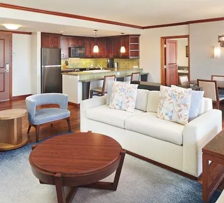 2-Bedroom Ocean Front Penthouse At Grand Waikikian - Available April 20-24, 2025 Honolulu