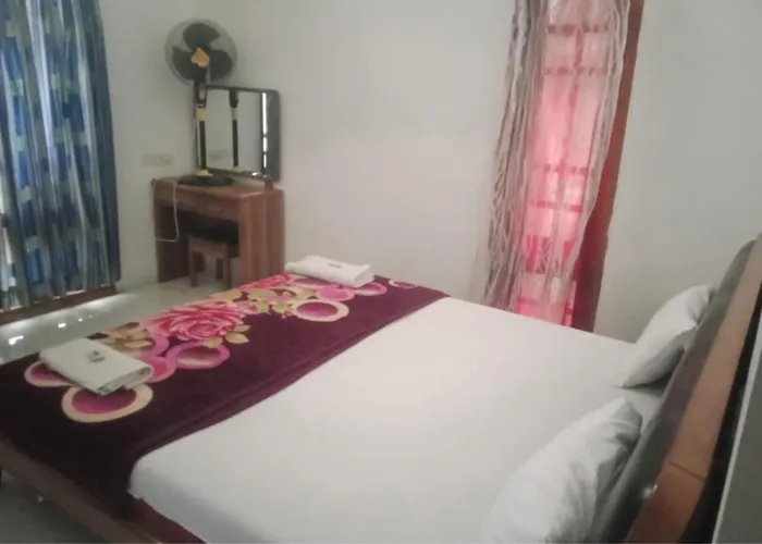 Holiday Aapke Liye Water Fall Hotel Khopoli