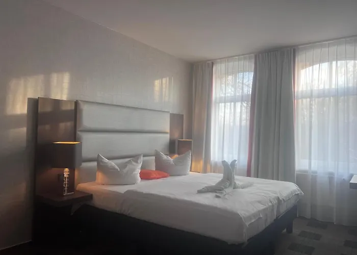 MiLANO Seehotel Krakow am See