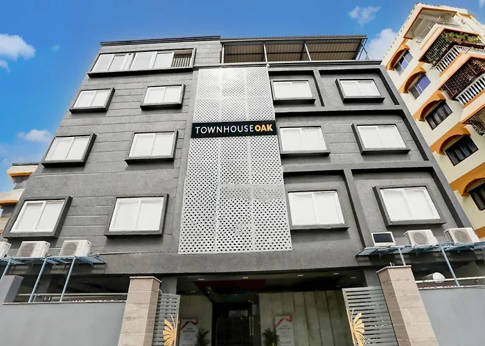 Super Townhouse Oak Sayhallo Ecstasy Bhubaneswar