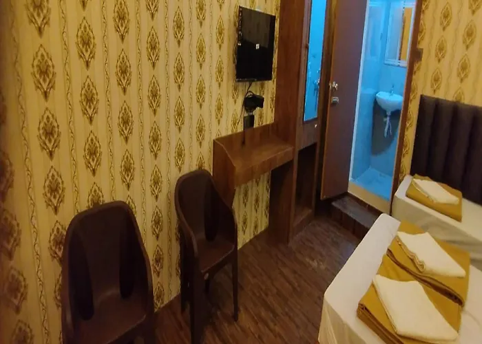 Apex Victor Guest House Pondicherry