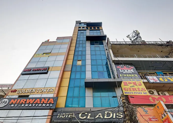 Hotel Cladis By Quadis - Sector 15 Noida