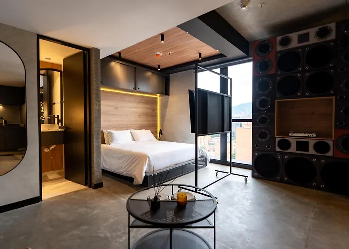 Indie Universe Creative Hotel Medellin