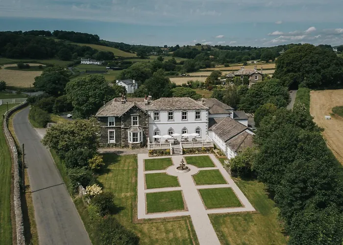 Cartmel Old Grammar Hotel