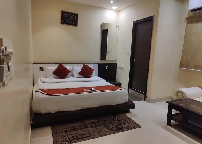 Hotel Sanjay Galaxy,Kanpur