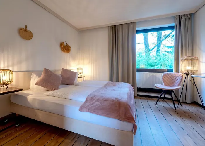 Hotel Waldkur Leer 