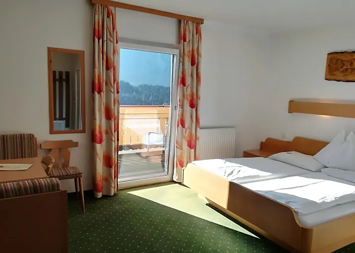 Hotel Pension Sonnenuhr Tauplitz