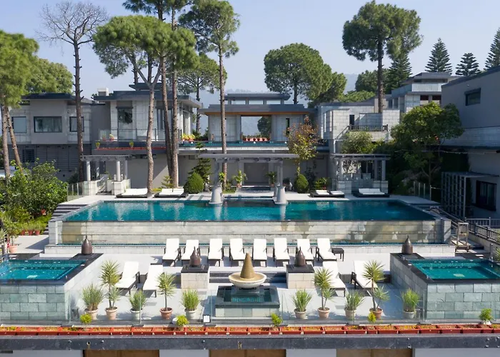 Moksha Himalaya Spa Resort Kasauli