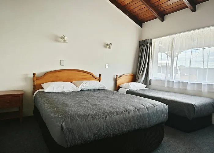 Accommodation Te Puna Tauranga