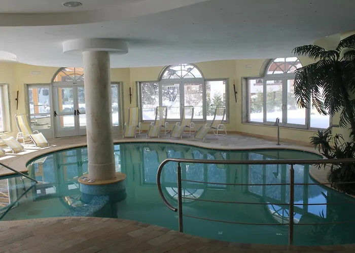 Hotel Canada Pinzolo