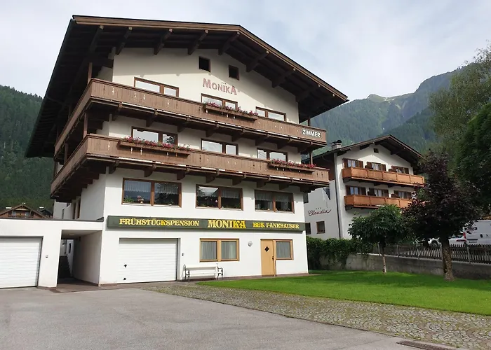 Haus Monika Und Haus Claudia Hotel Mayrhofen