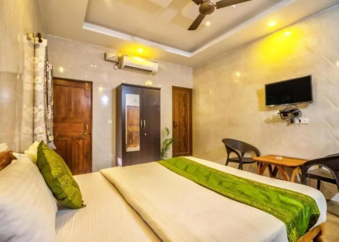 Calangute Sea Steps Hotel