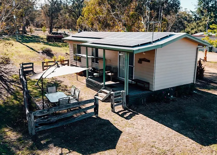 Glenview Alpaca Farm Hotel Yass