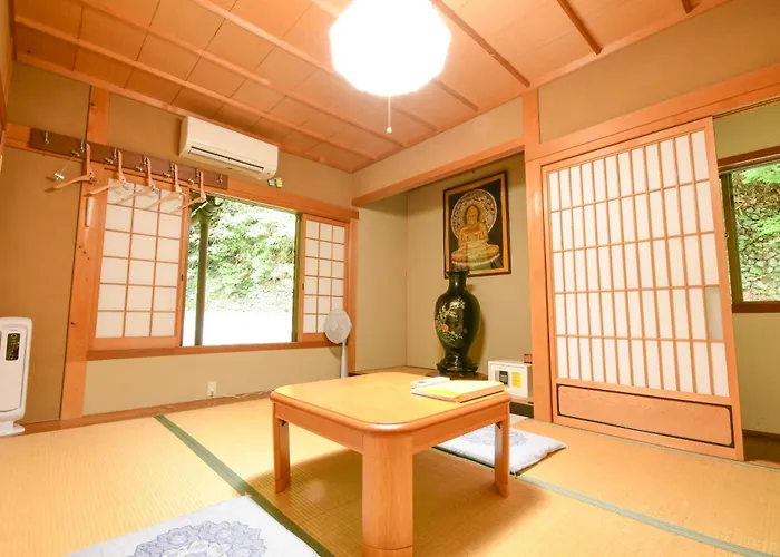 Koyasan Sanadabo Rengejoin Hotel